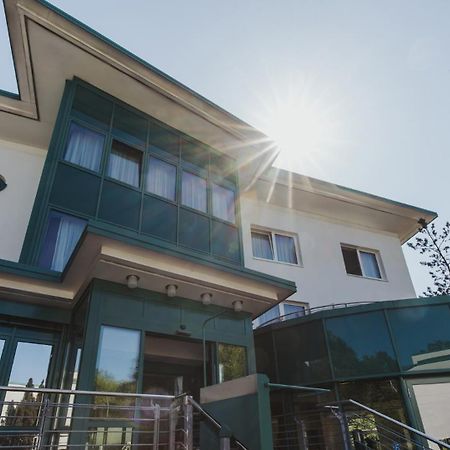 爱迪生酒店 Ostseebad Kühlungsborn 外观 照片