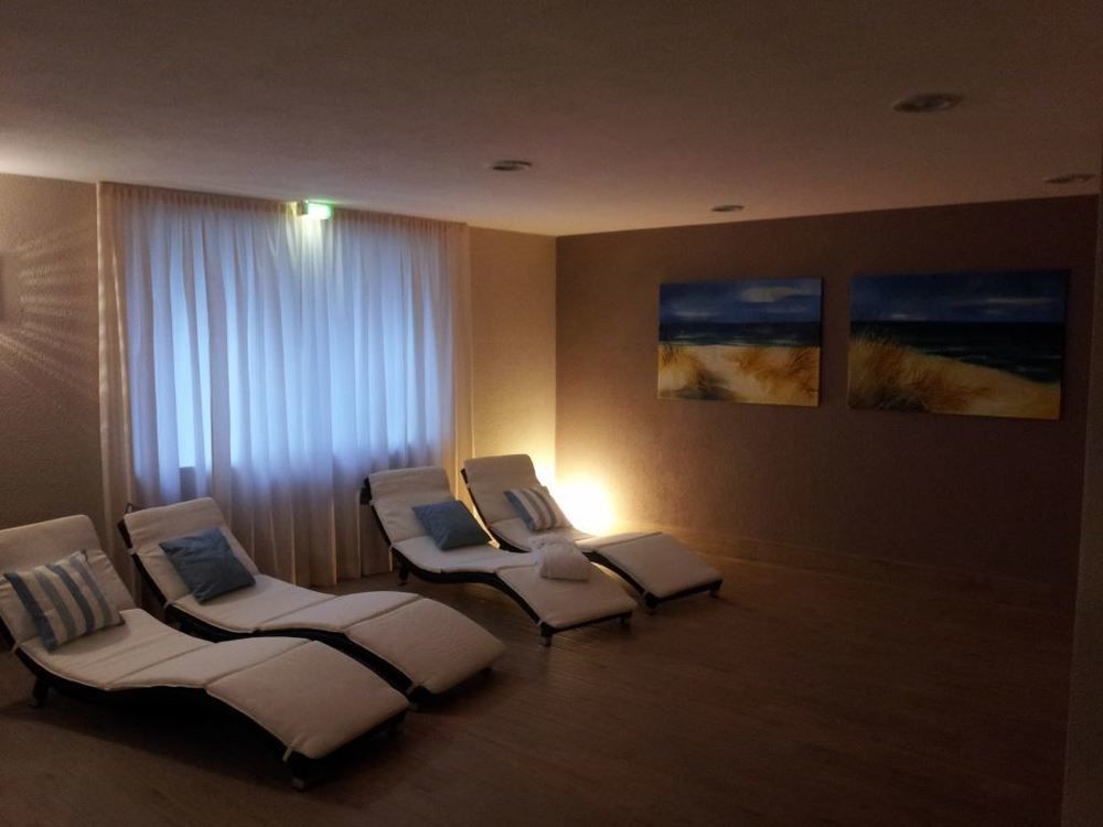 爱迪生酒店 Ostseebad Kühlungsborn 外观 照片