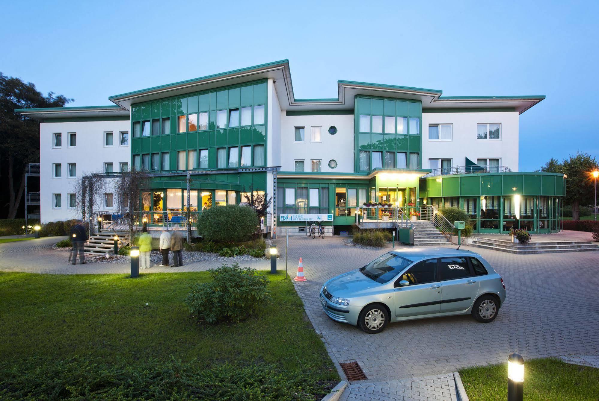 爱迪生酒店 Ostseebad Kühlungsborn 外观 照片
